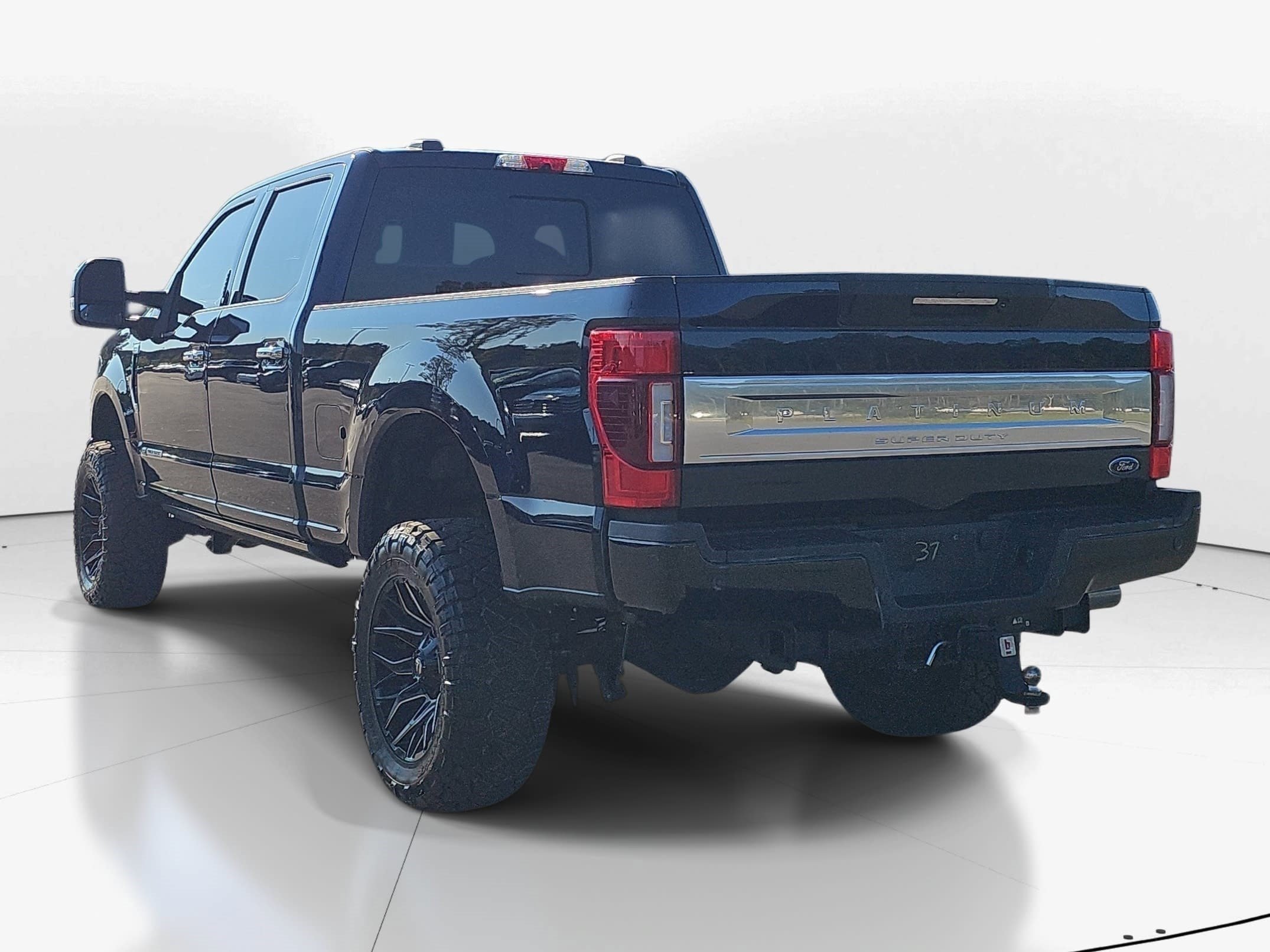 Used 2022 Antimatter Blue Metallic Ford Platinum image 5