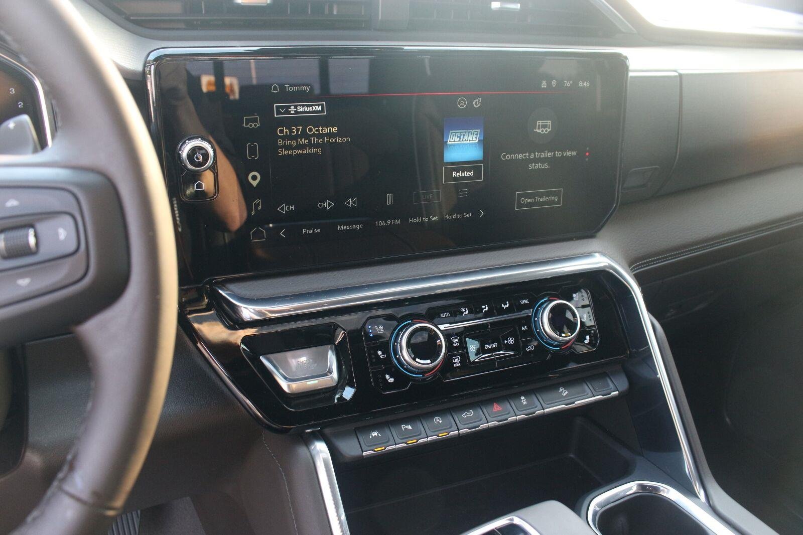 Used 2025 Onyx Black GMC Denali image 20