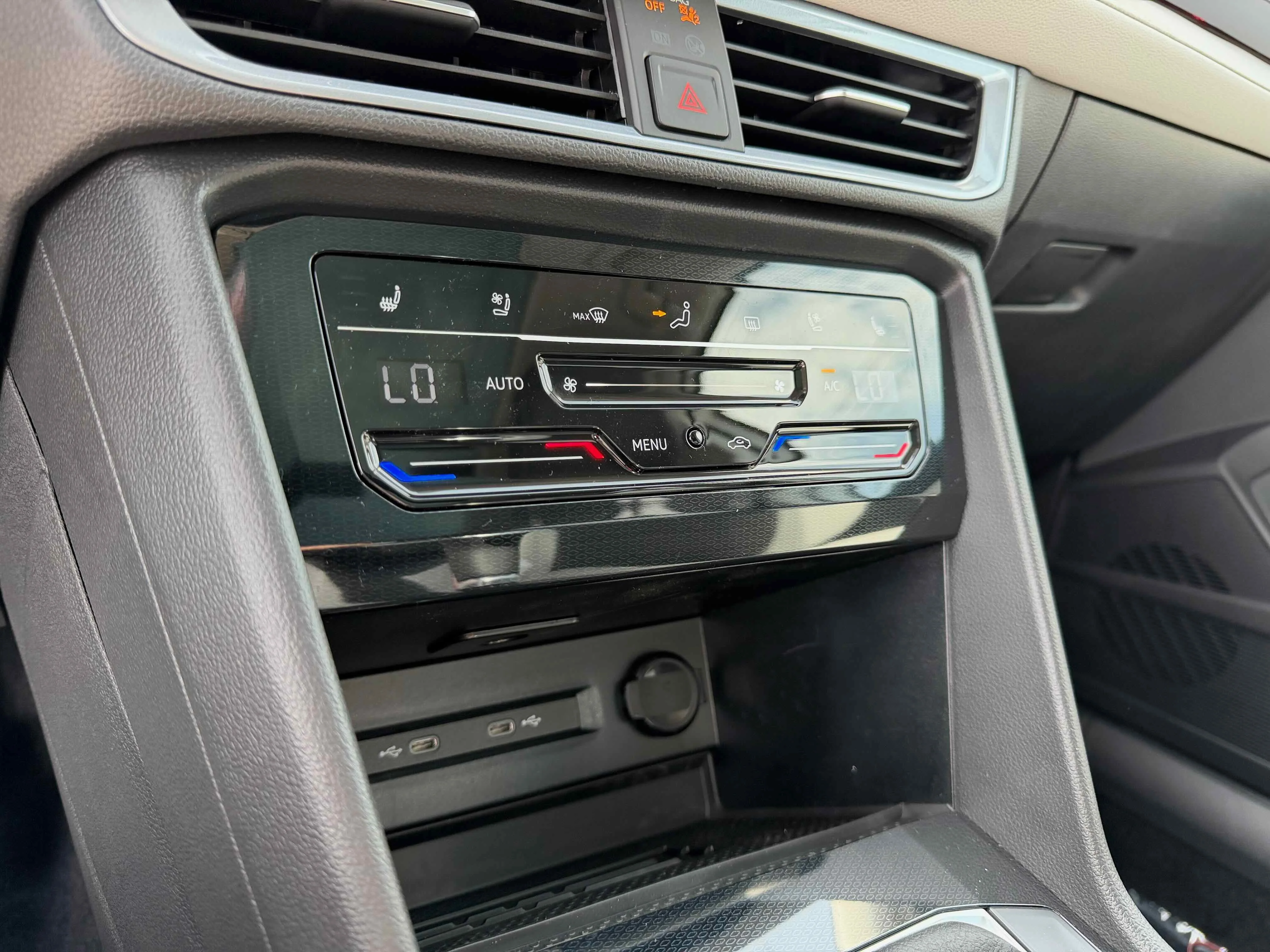 New 2026 Pure White Volkswagen SEL image 23