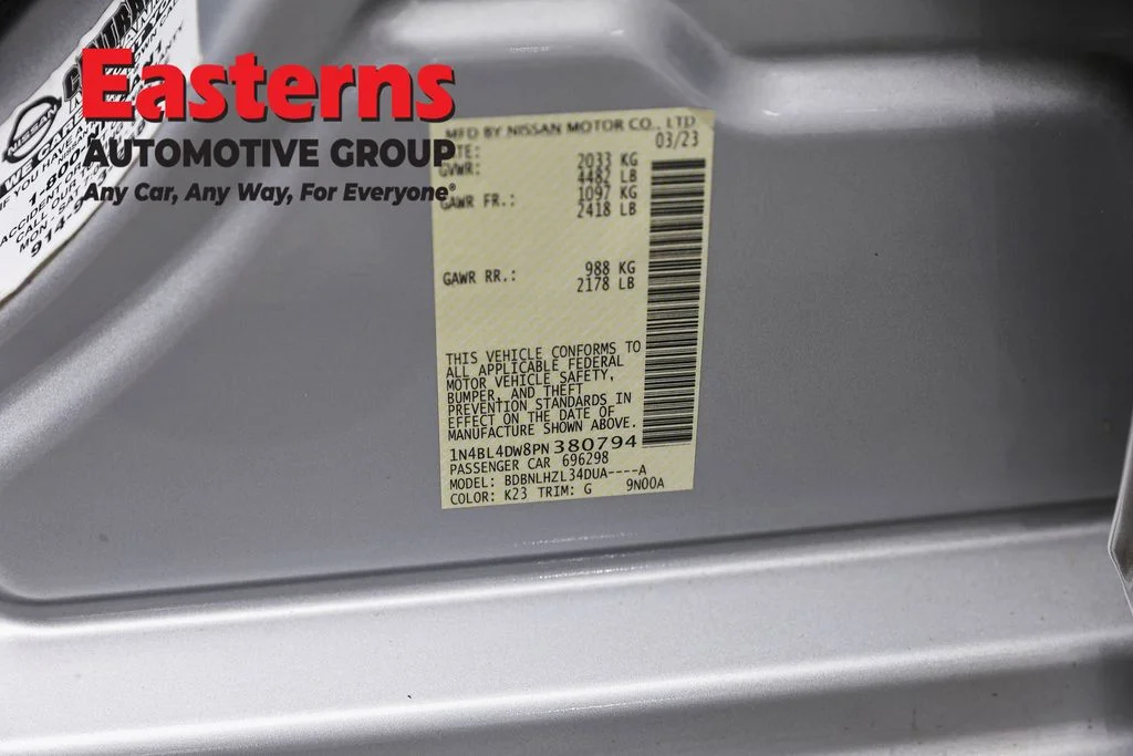Used 2023 Silver Nissan 2.5 SV image 35
