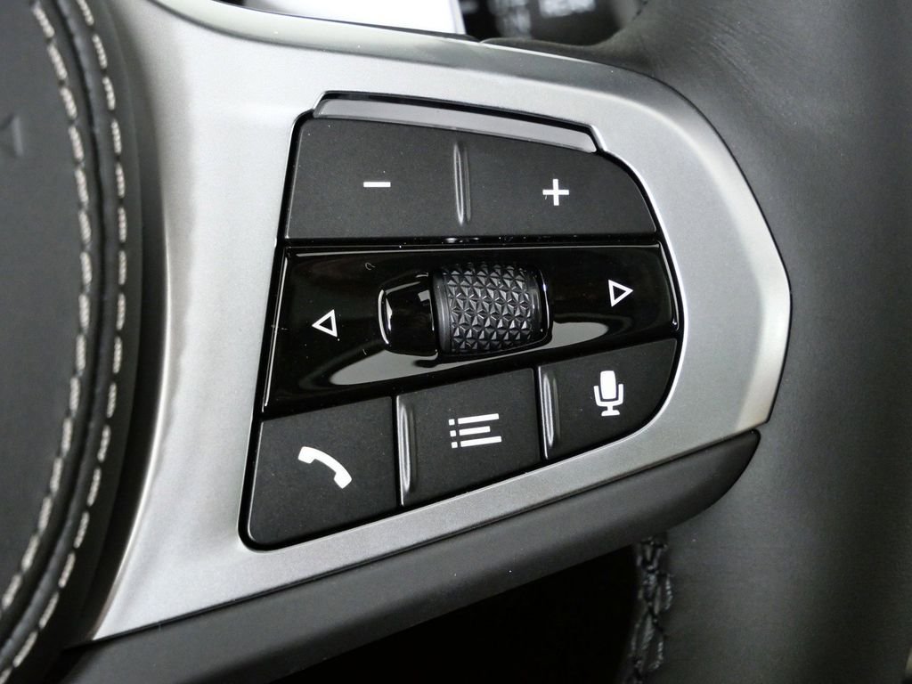Used 2026 Brooklyn Grey Metallic BMW xDrive50e image 43