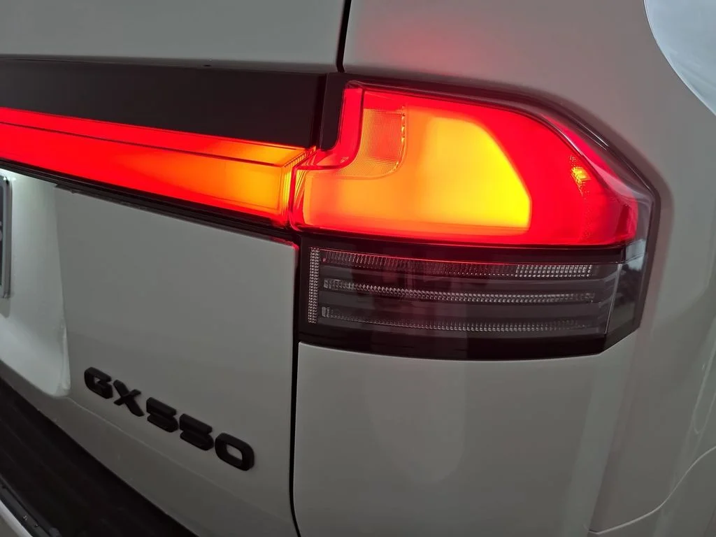 New 2026 Eminent White Pearl Lexus PREMIUM PLUS image 31