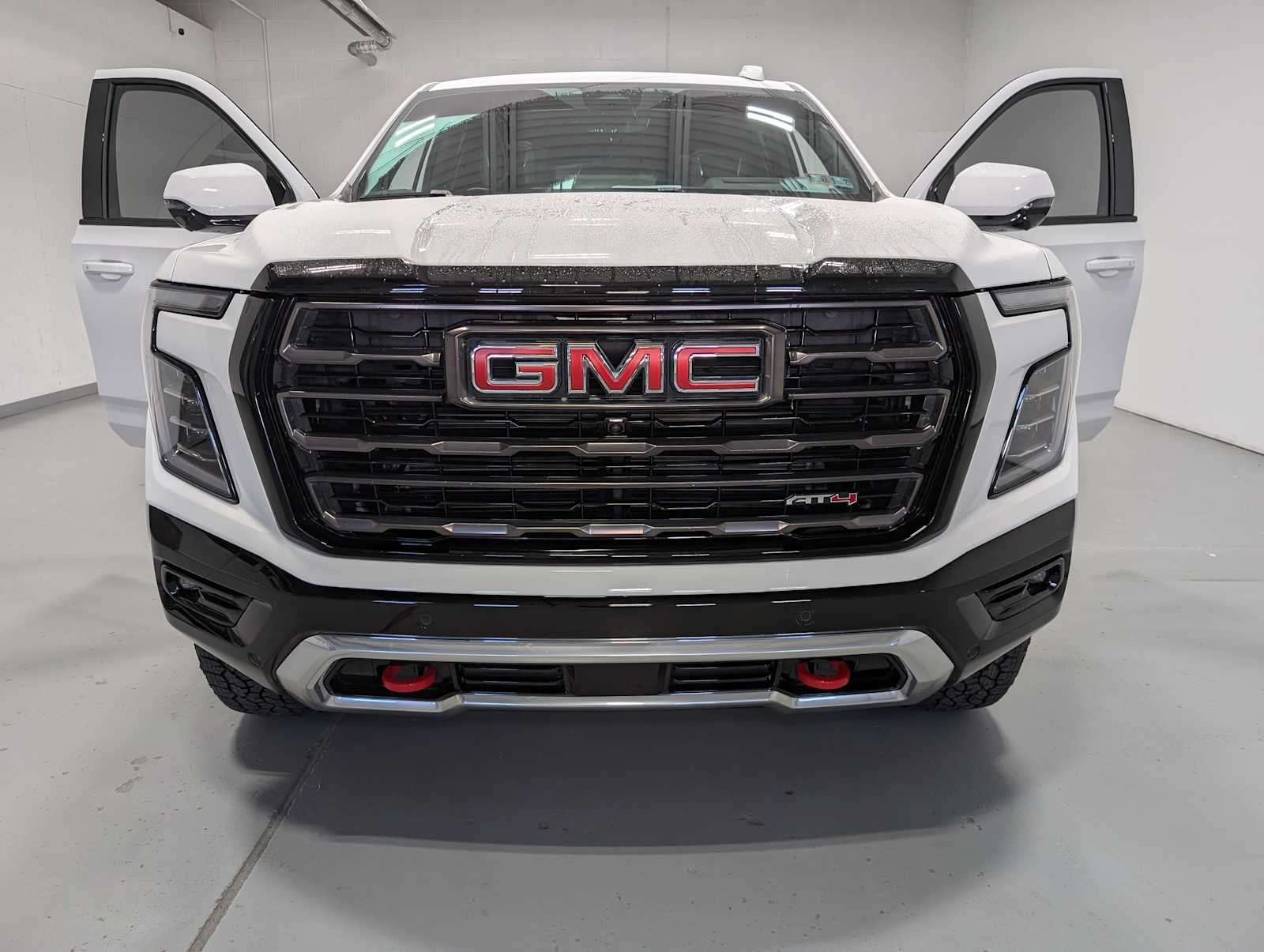 Used 2025 Summit White GMC AT4 Ultimate image 16