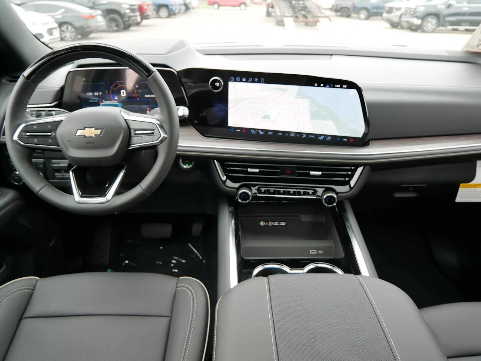 2026 Chevrolet Tahoe Premier - Photo 14