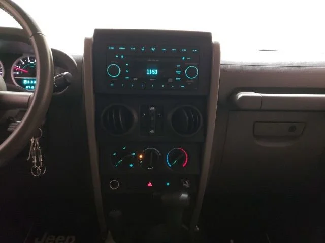 2007 Jeep Wrangler Unlimited Sahara - Photo 16