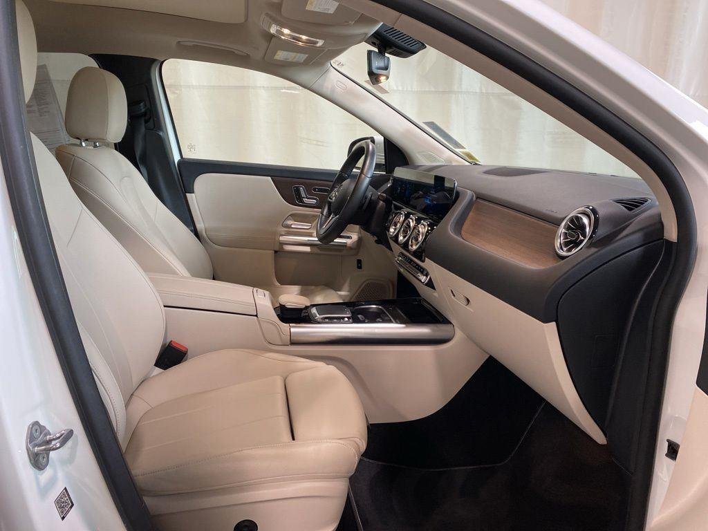 Used 2022 Polar White Mercedes-Benz GLA 250 image 10