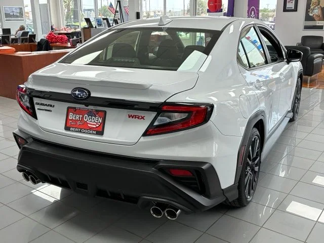 New 2026 CERAMIC WHITE Subaru Premium image 5