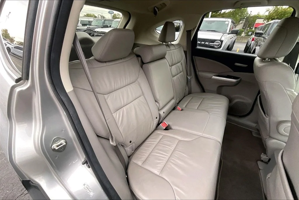 Used 2013  Honda EX-L image 26