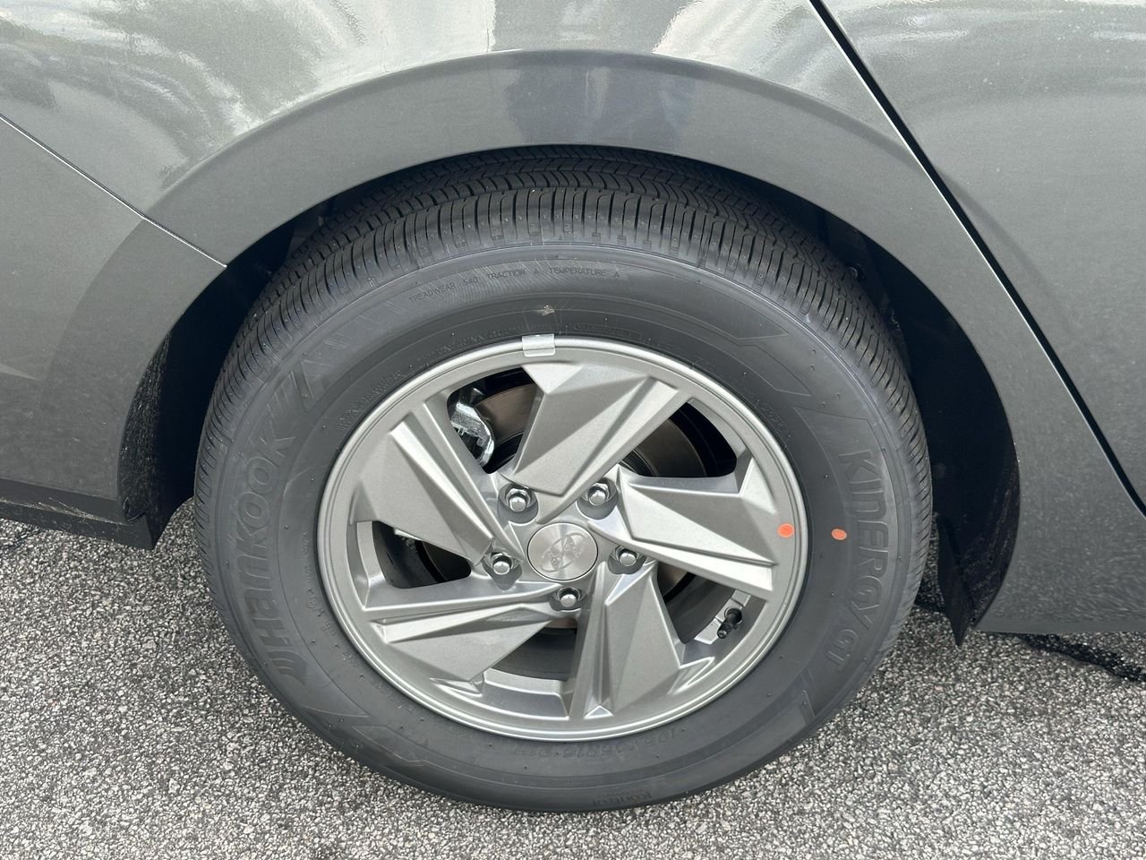 New 2026 Amazon Gray Hyundai SE image 16