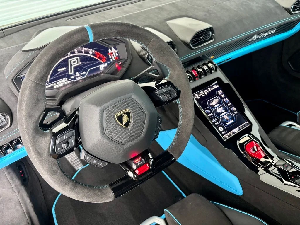Used 2024 Nero Noctis Metallic Lamborghini  image 14