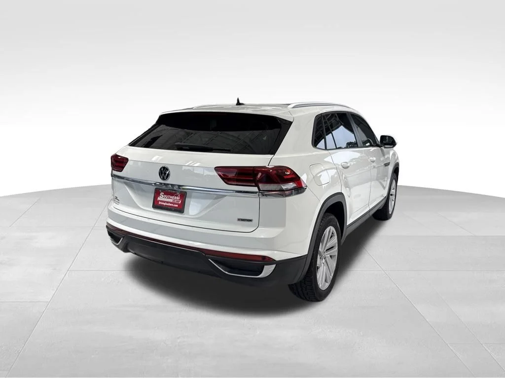 Used 2021 White Volkswagen 2.0T SE w/Technology image 7