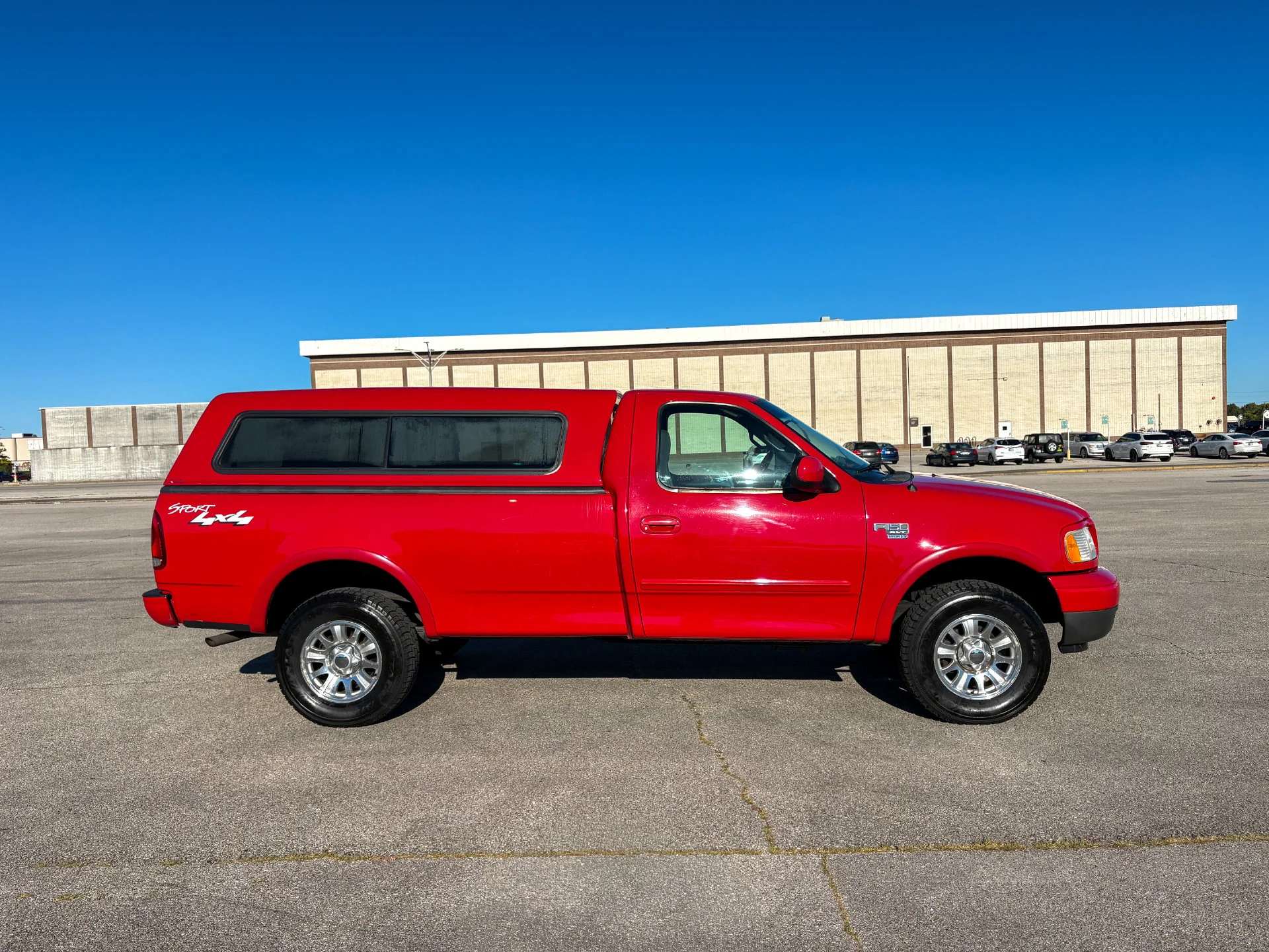 Used 2002 Red Ford XLT image 11