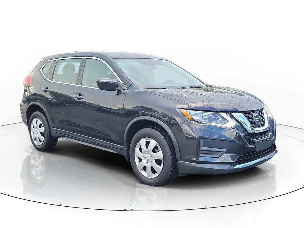 Used 2019 Black Nissan S image 2