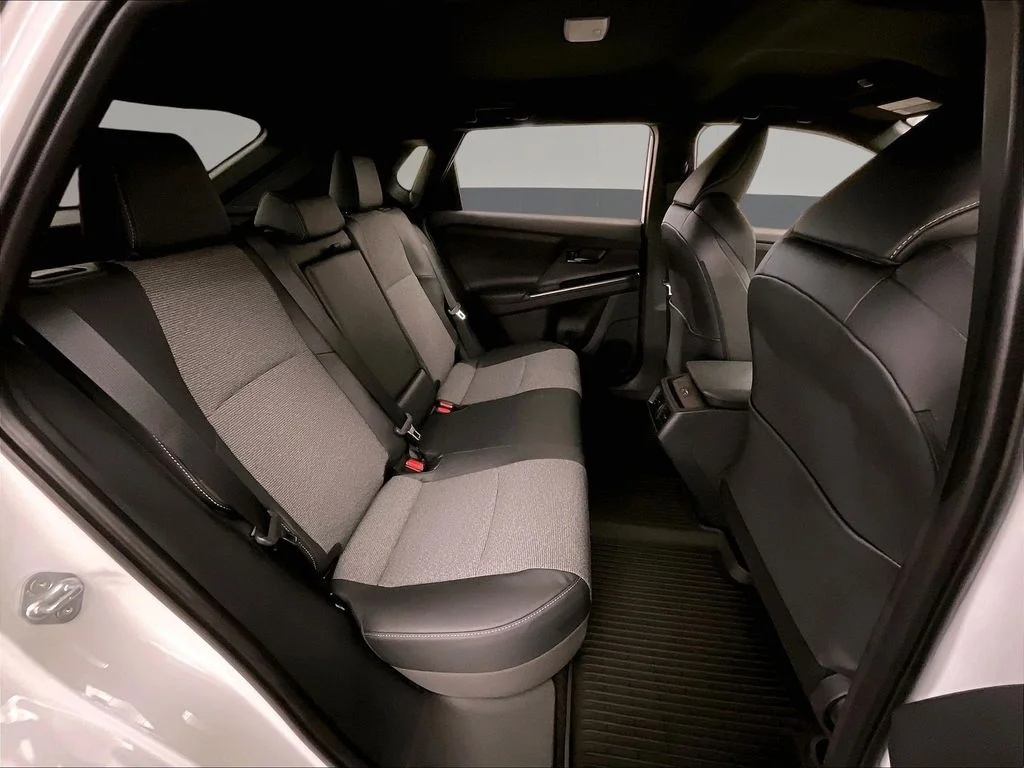 New 2026 Wind Chill Pearl <sup>1</sup> Toyota  XLE image 11