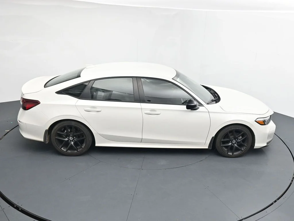 Used 2025 White Honda Sport image 16