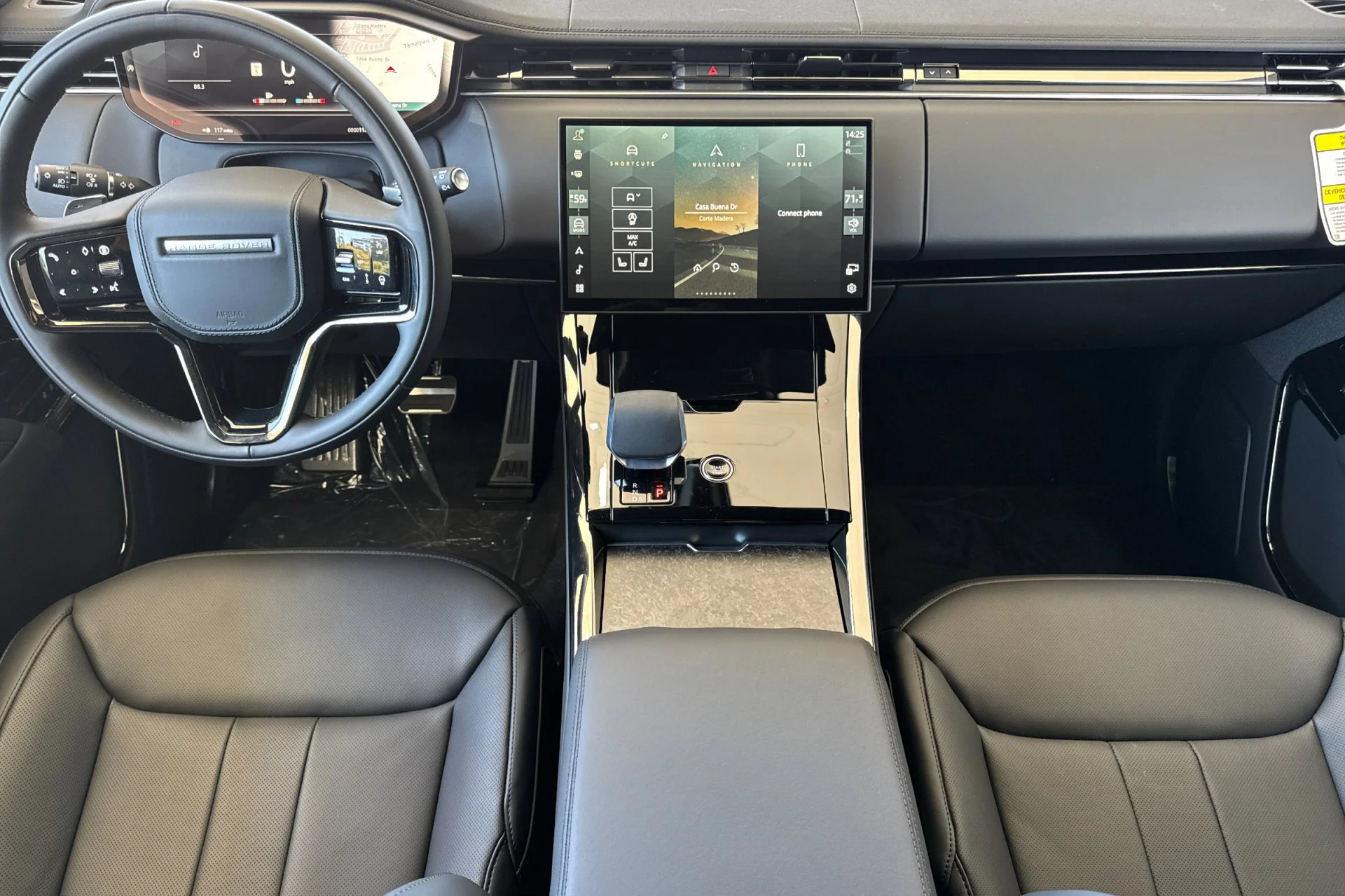 New 2026 Carpathian Grey Land Rover Dynamic SE image 3
