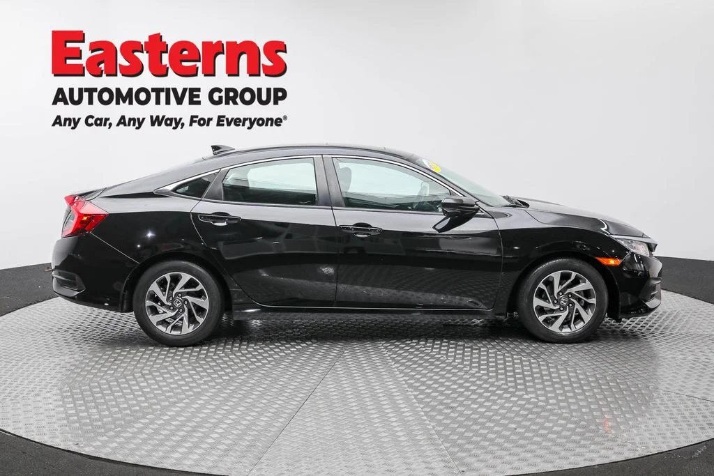 Used 2018 Black Honda EX image 4