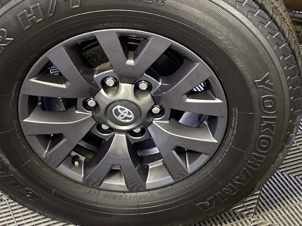 Used 2022 Magnetic Gray Metallic Toyota SR5 image 28
