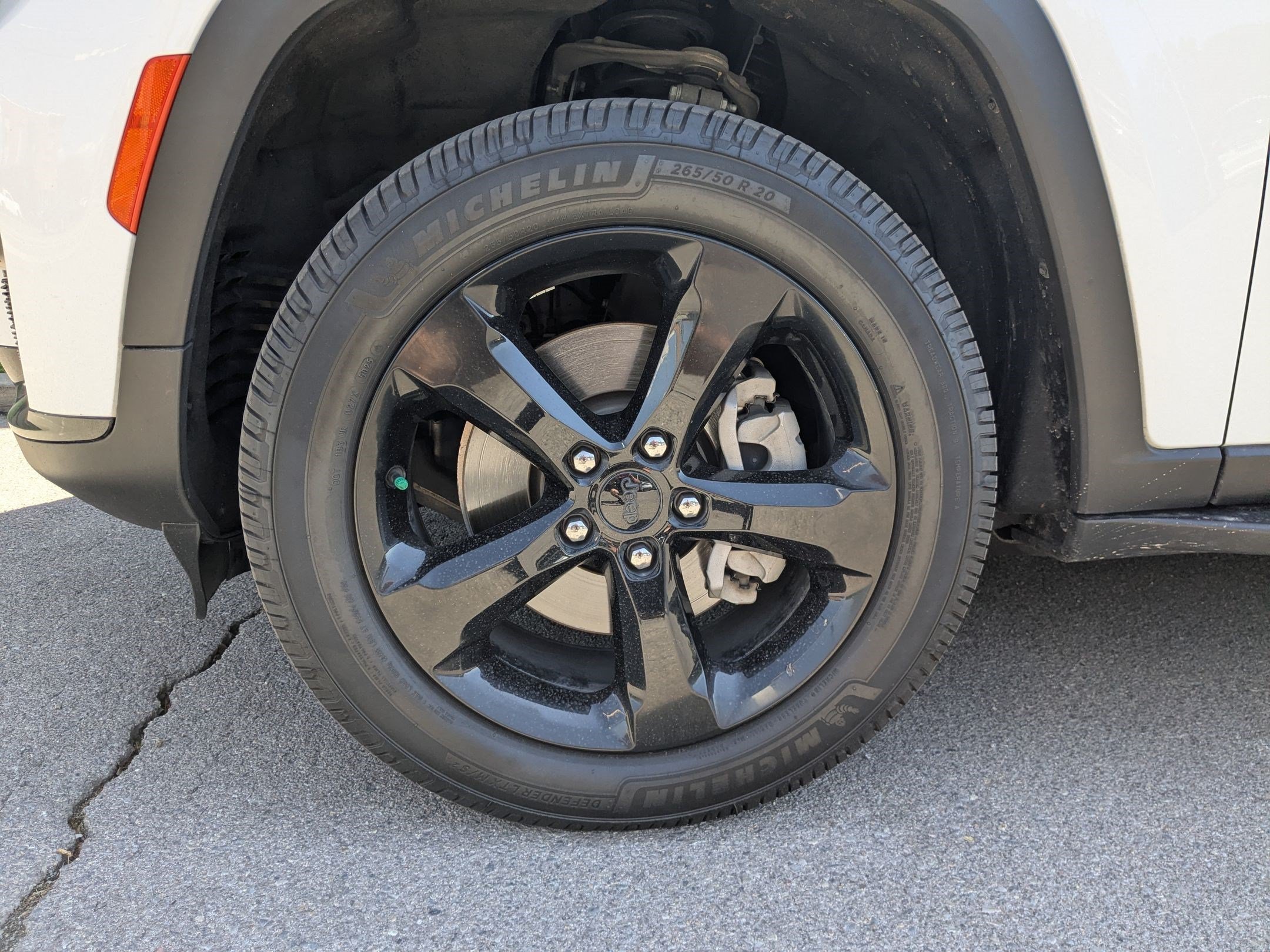 Used 2021 Bright White Clearcoat Jeep Altitude image 35