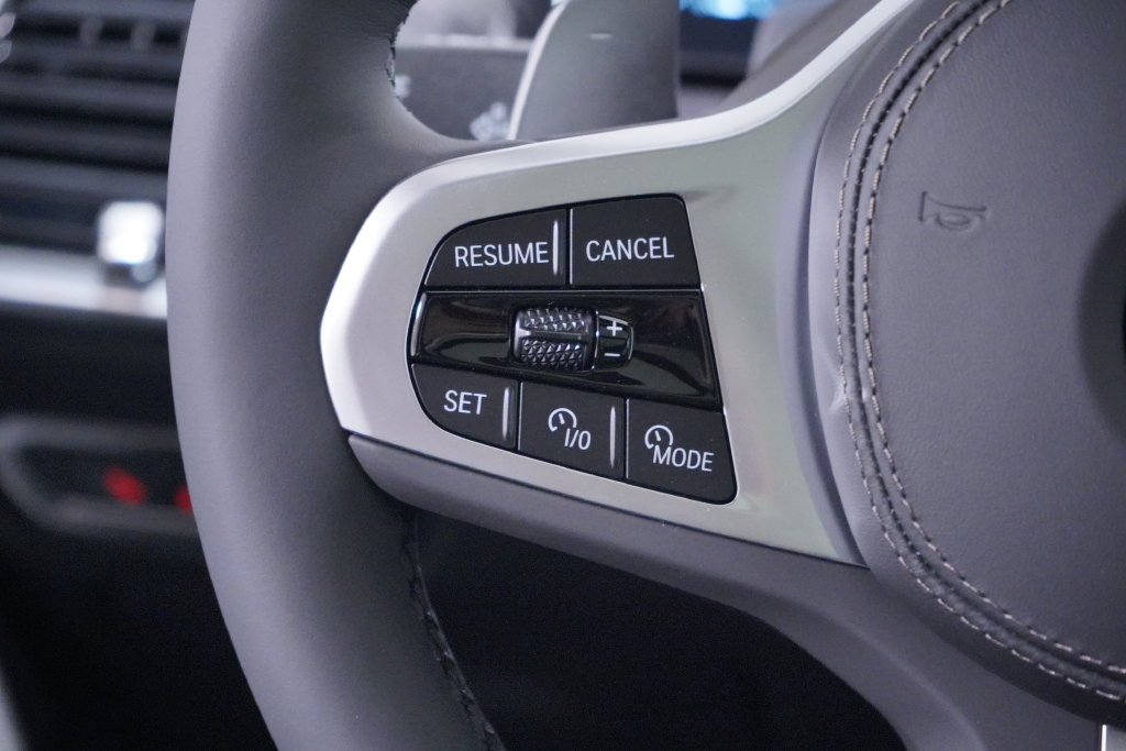 New 2027 Black Sapphire Metallic BMW xDrive40i image 14
