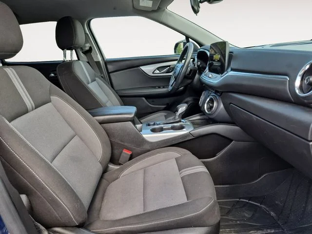 Used 2023 Blue Chevrolet LT image 15