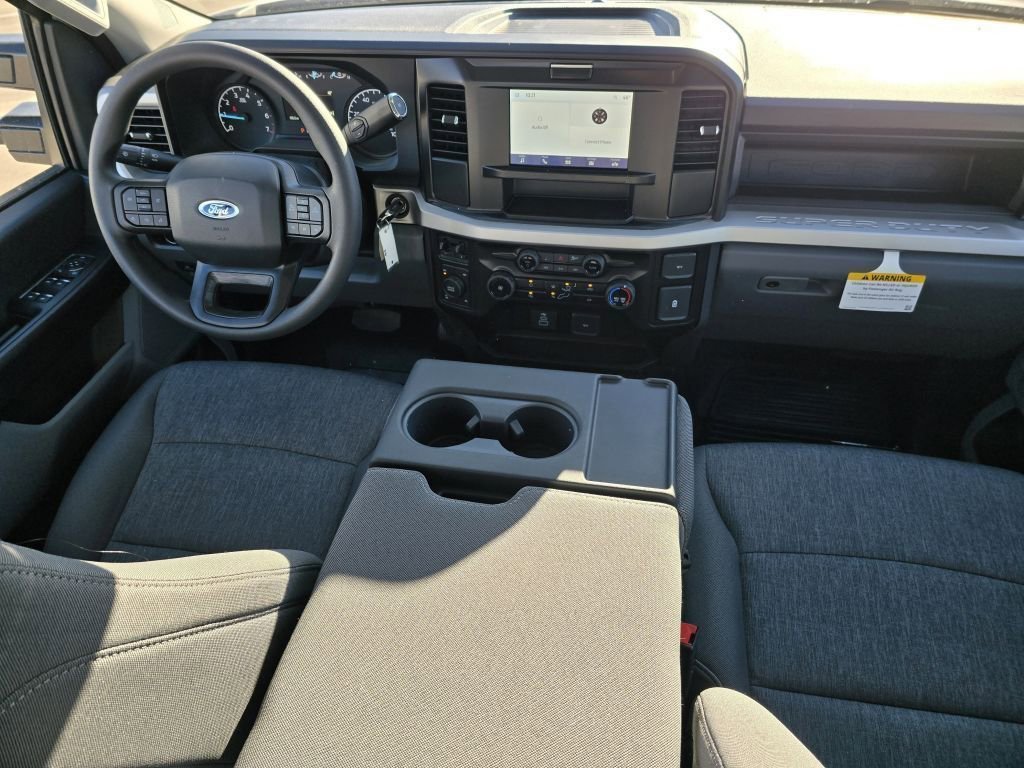 New 2026 Oxford White Ford XL image 29