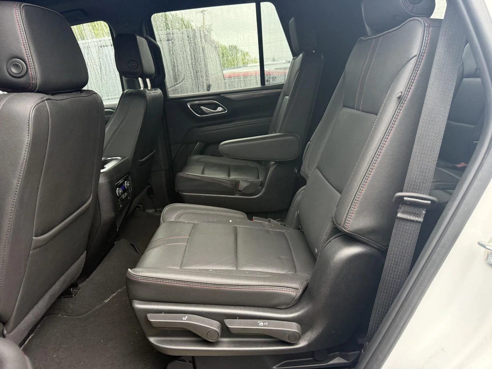 Used 2024 Summit White Chevrolet RST image 9