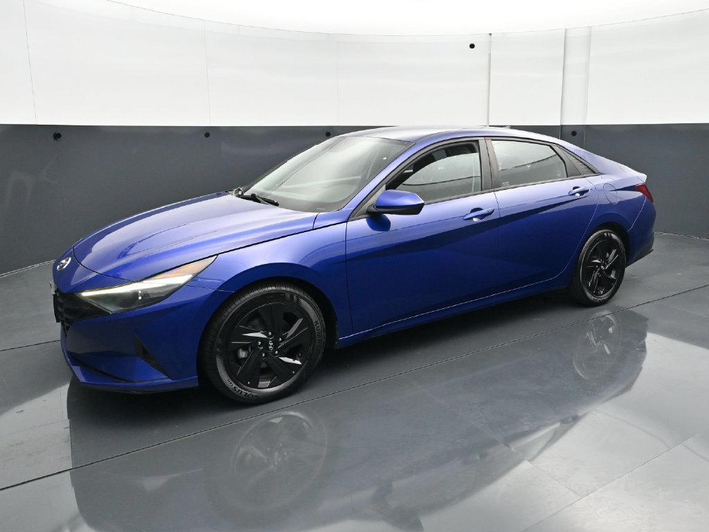Certified 2021 Hyundai Elantra SEL with VIN 5NPLM4AGXMH046786 for sale in Minneapolis, Minnesota