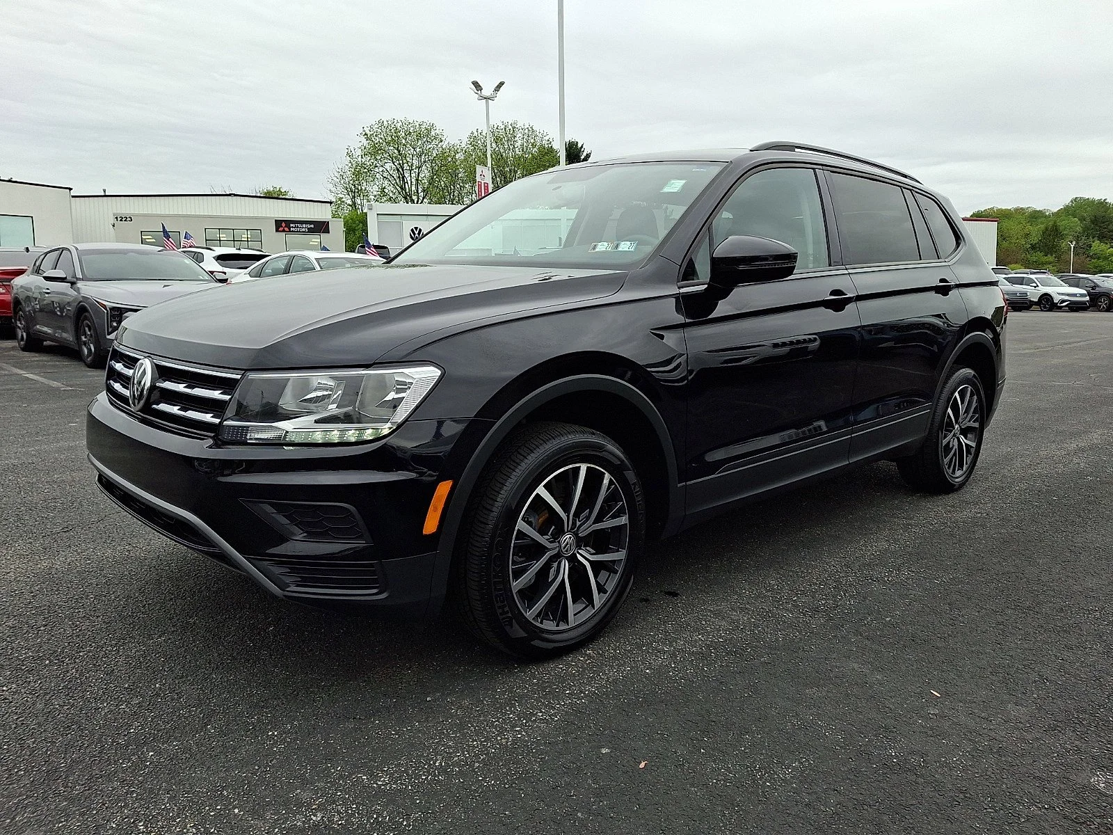 Certified Used 2021 Deep Black Pearl   2T2t Volkswagen S image 3
