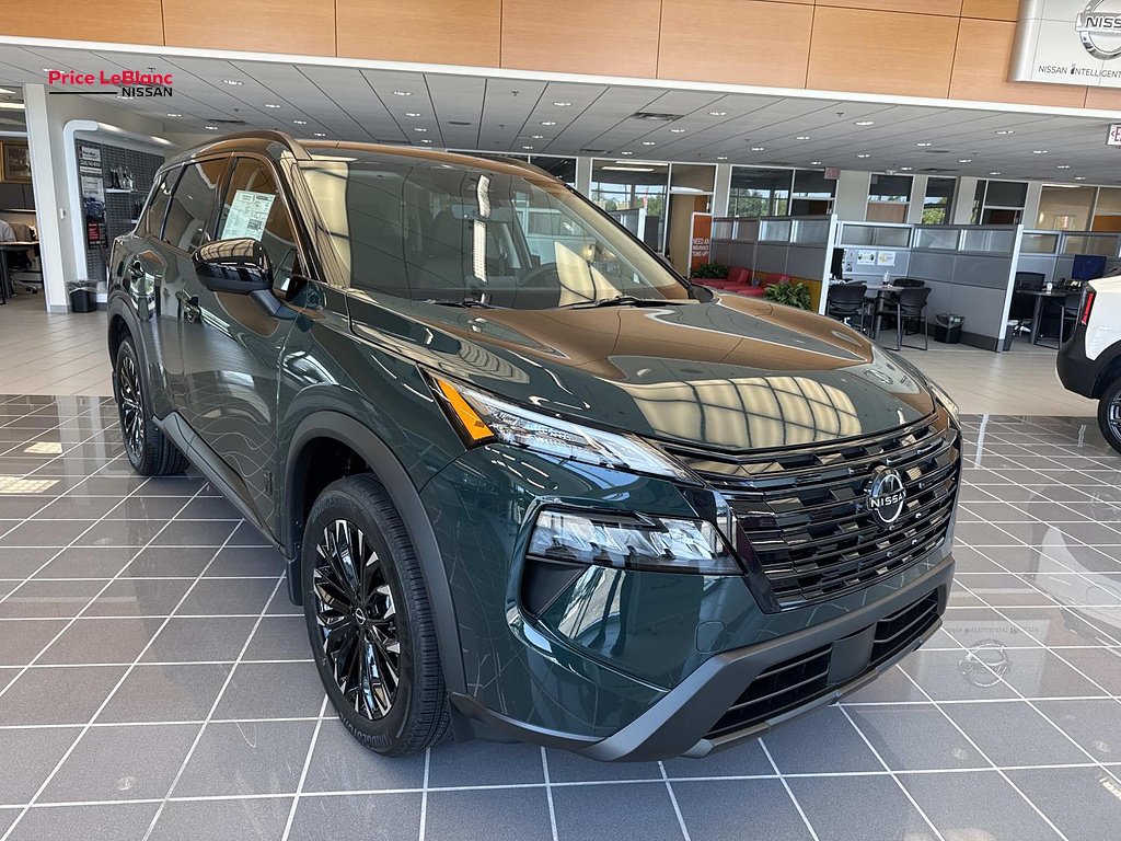 2026 Nissan Rogue Dark Armor