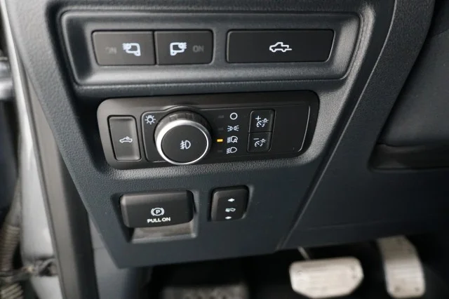Used 2021 GREY Ford SHELBY image 26