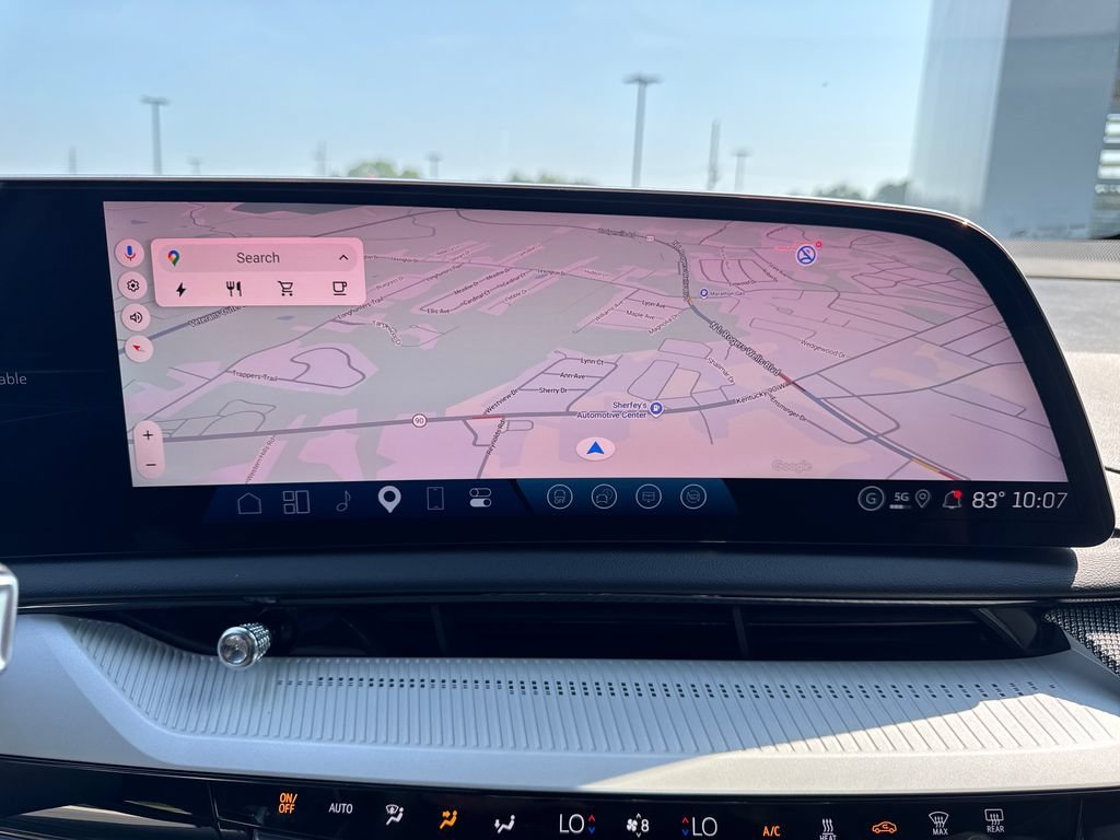 2027 Cadillac OPTIQ Luxury - Photo 23