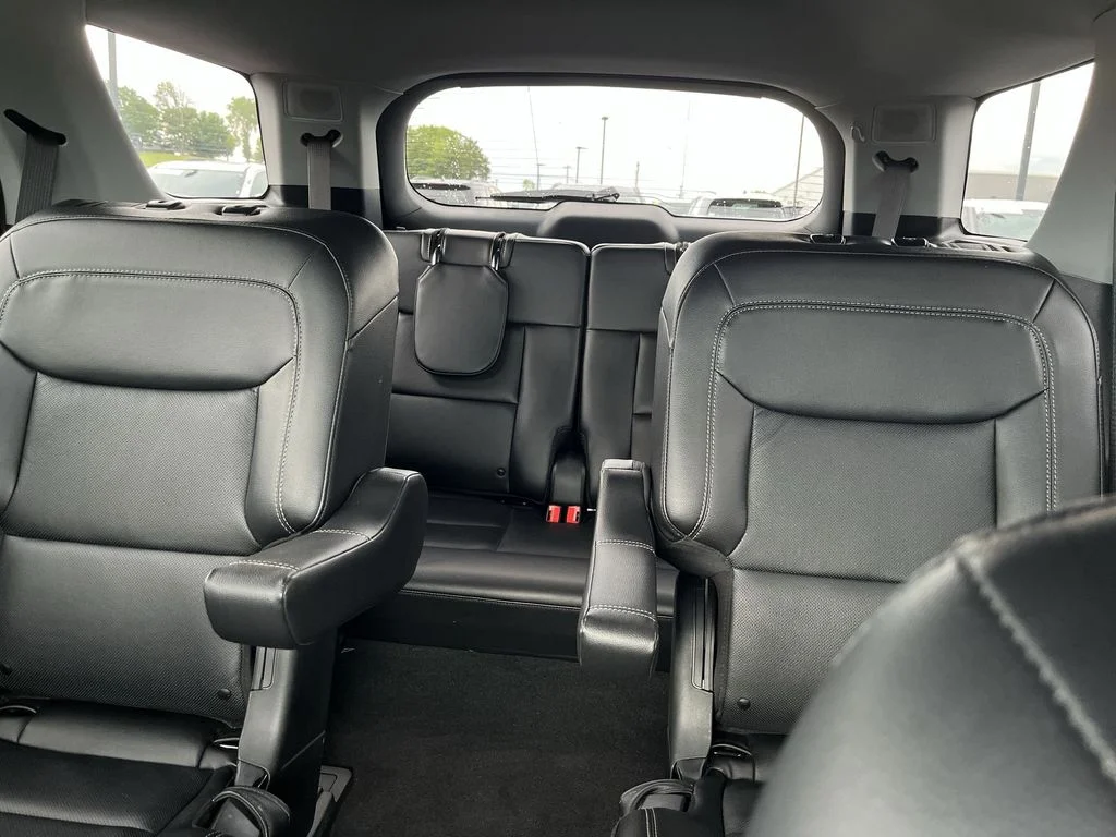 Used 2023 Black Ford Limited image 22