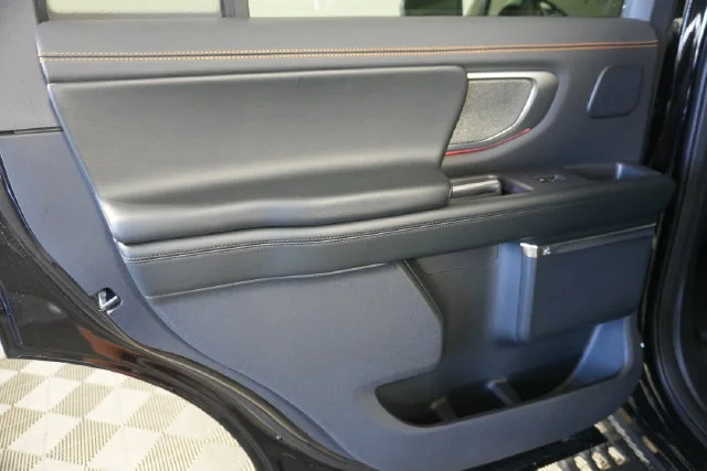 New 2027 Agate Black Metallic Ford Tremor® image 24