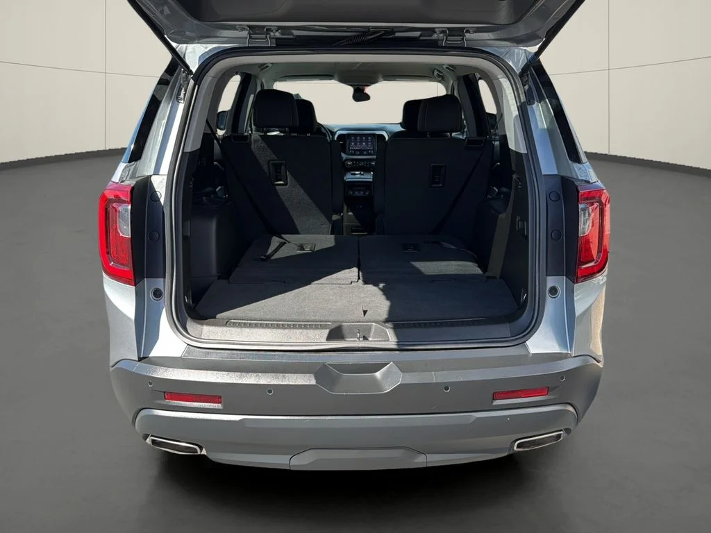 Used 2023 Silver GMC SLE image 10