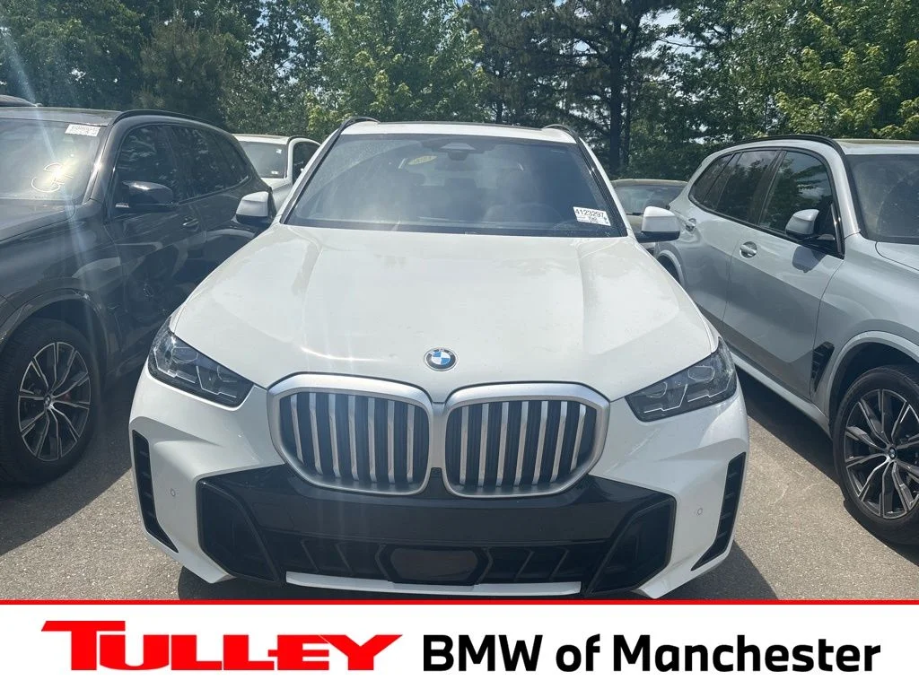 2026 BMW X5's photo