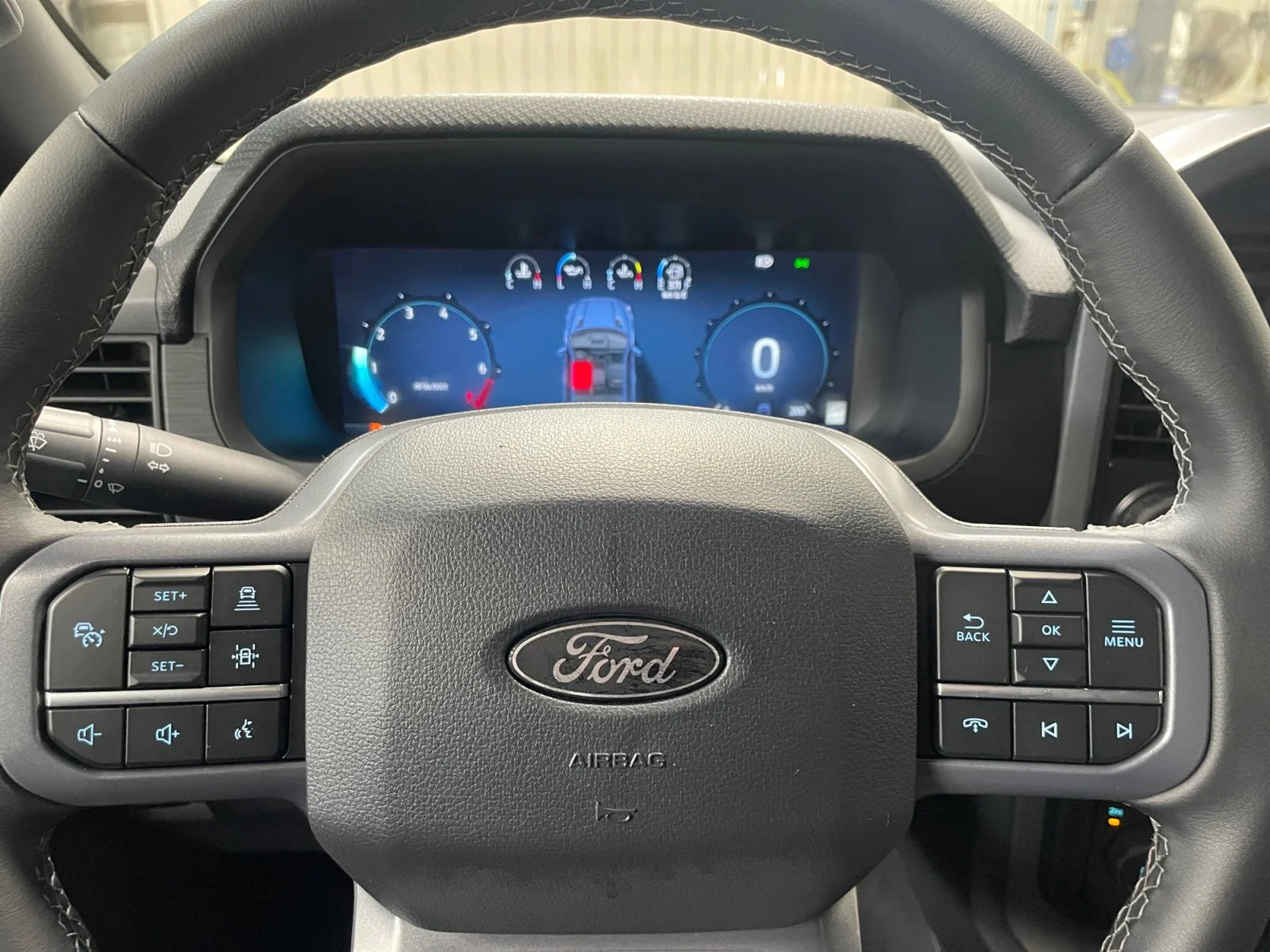 New 2026 Oxford White Ford XLT image 21