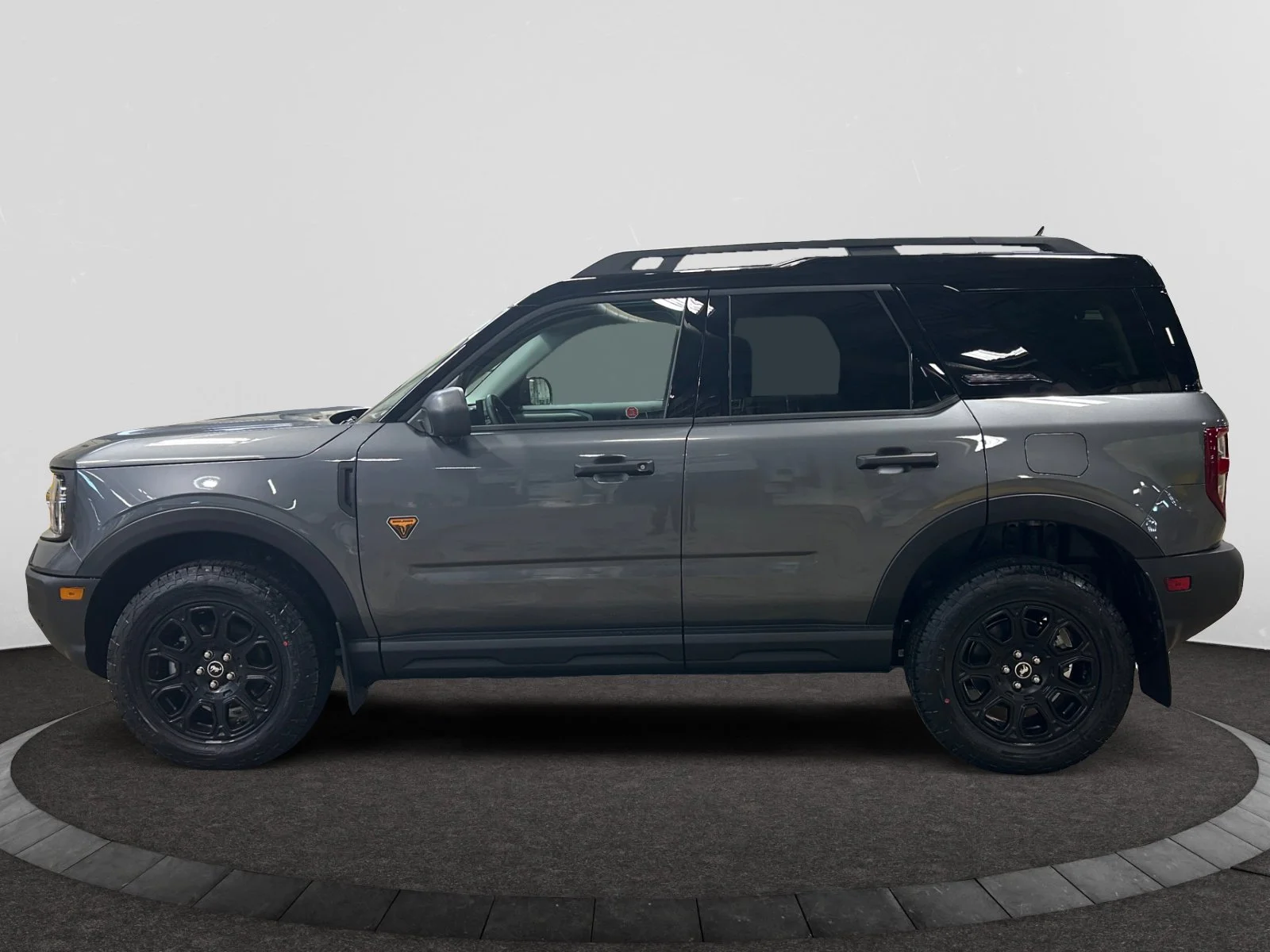 New 2026 Carbonized Grey Metallic Ford Badlands image 2
