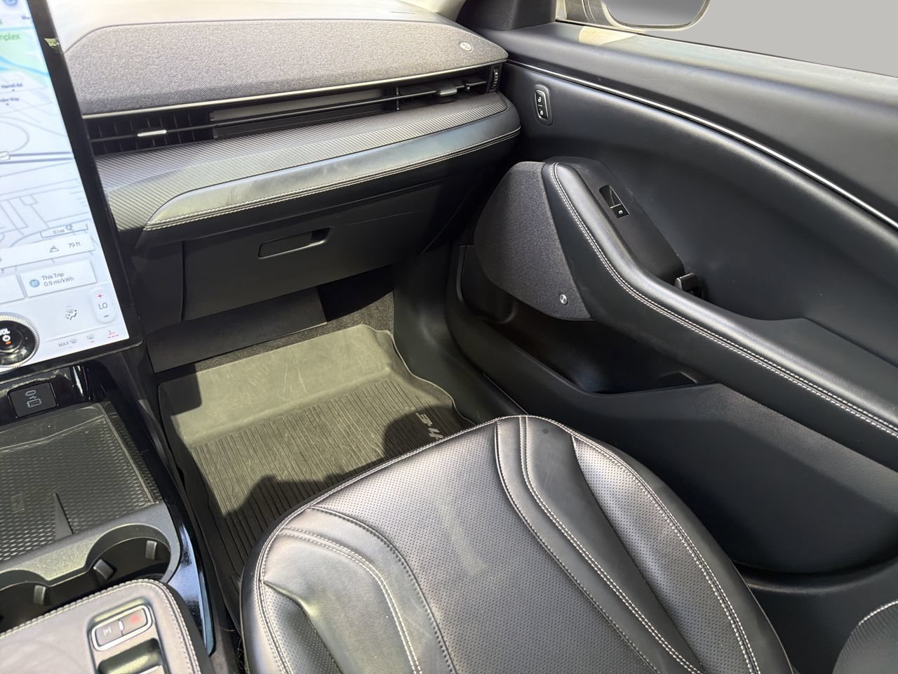 Used 2023 Shadow Black Ford Premium image 15