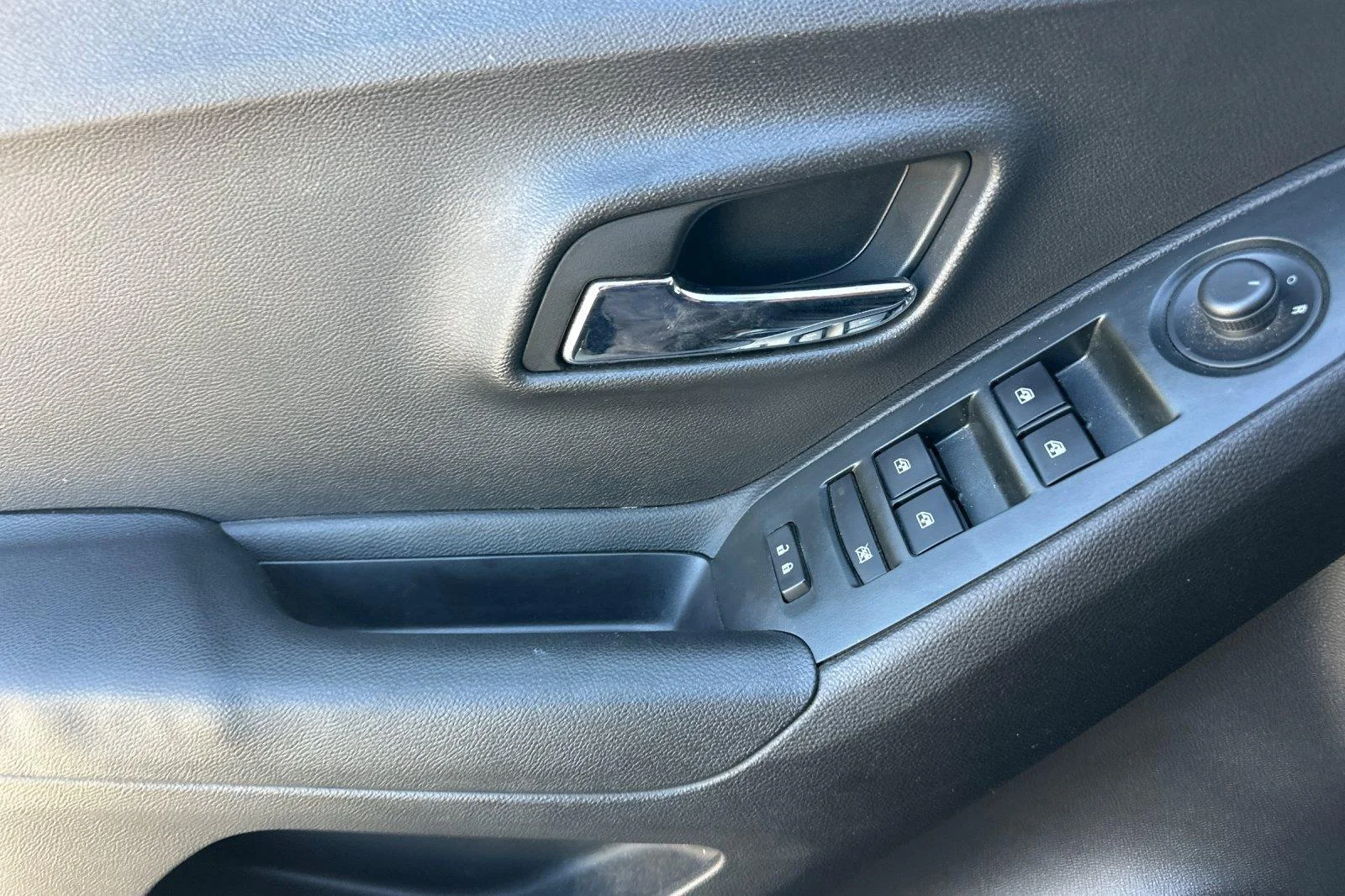 Used 2017 Mosaic Black Metallic Chevrolet LT image 11