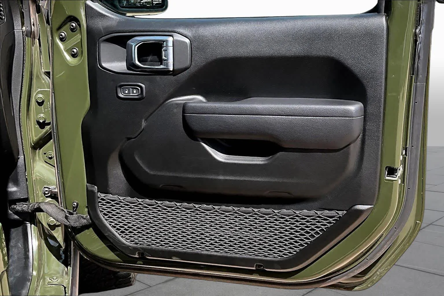 Used 2022 Sarge Green Clearcoat Jeep Rubicon image 22