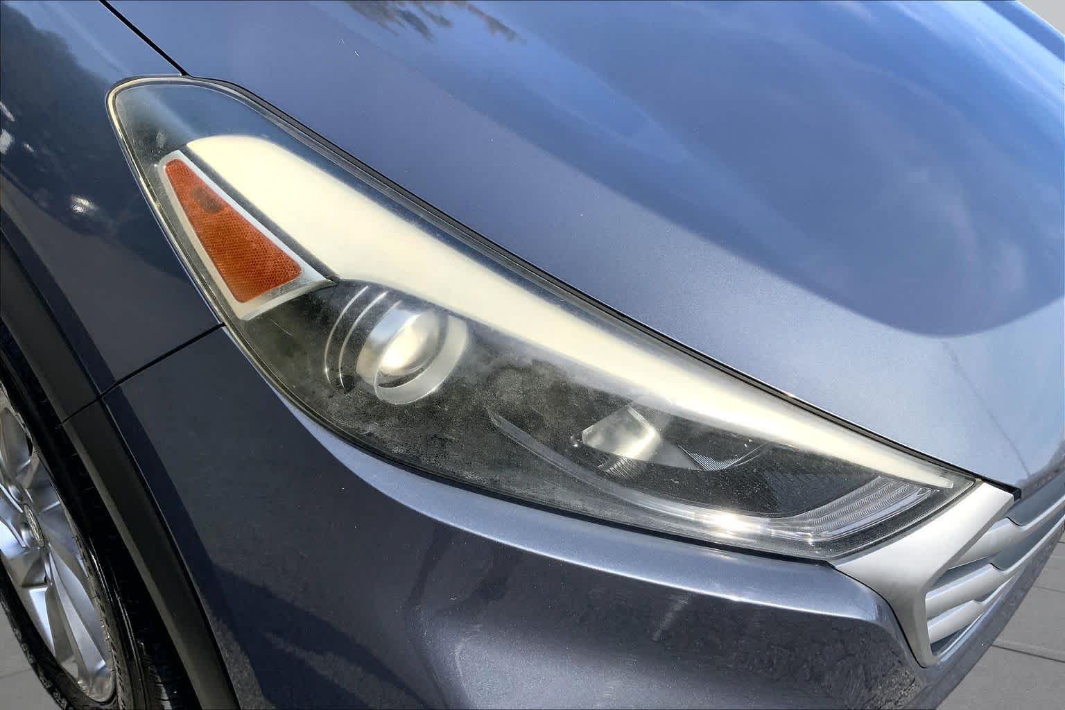 Used 2017 Coliseum Grey Hyundai SE image 26
