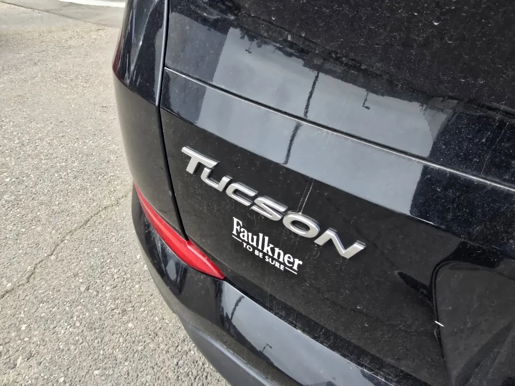 Used 2018 Black Noir Pearl Hyundai SEL image 12