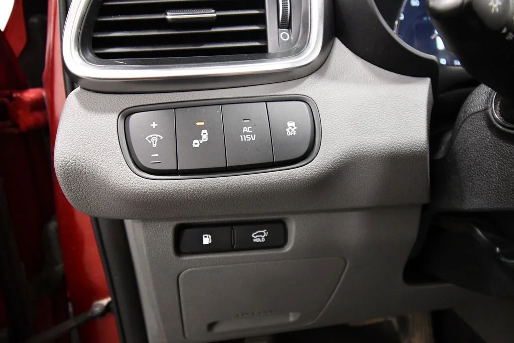 Used 2018 Red Kia SX image 20