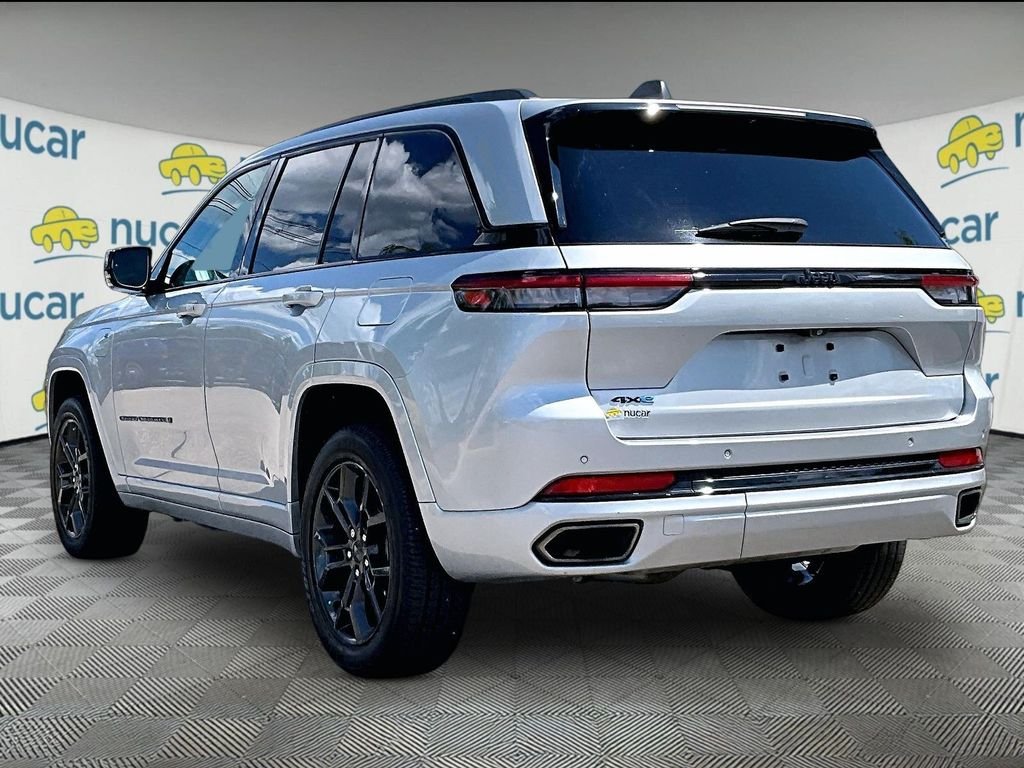 Used 2023 Silver Jeep 30th Anniversary 4xe image 4
