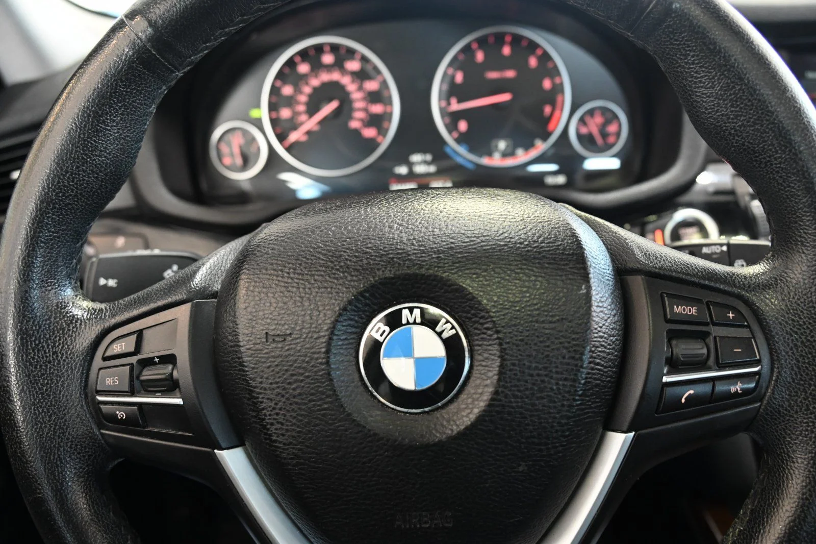 Used 2017 Glacier Silver Metallic BMW xDrive28i image 8