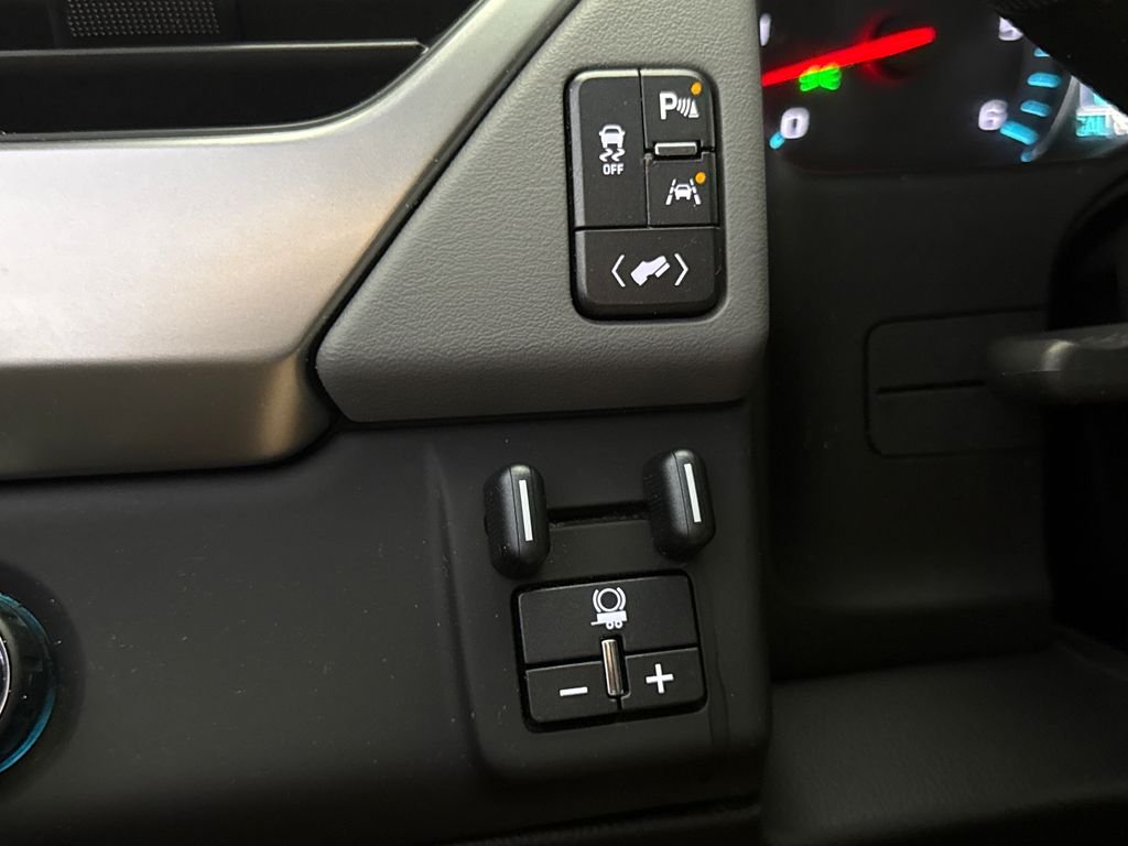2016 Chevrolet Tahoe LT - Photo 20