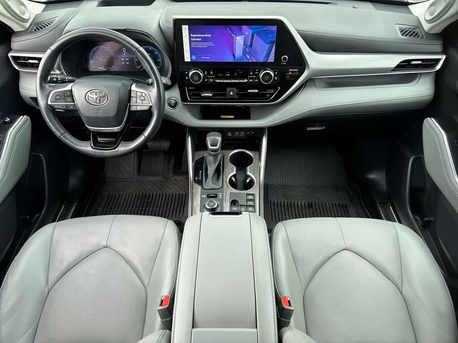 Used 2023 Wind Chill Pearl Toyota Platinum image 16