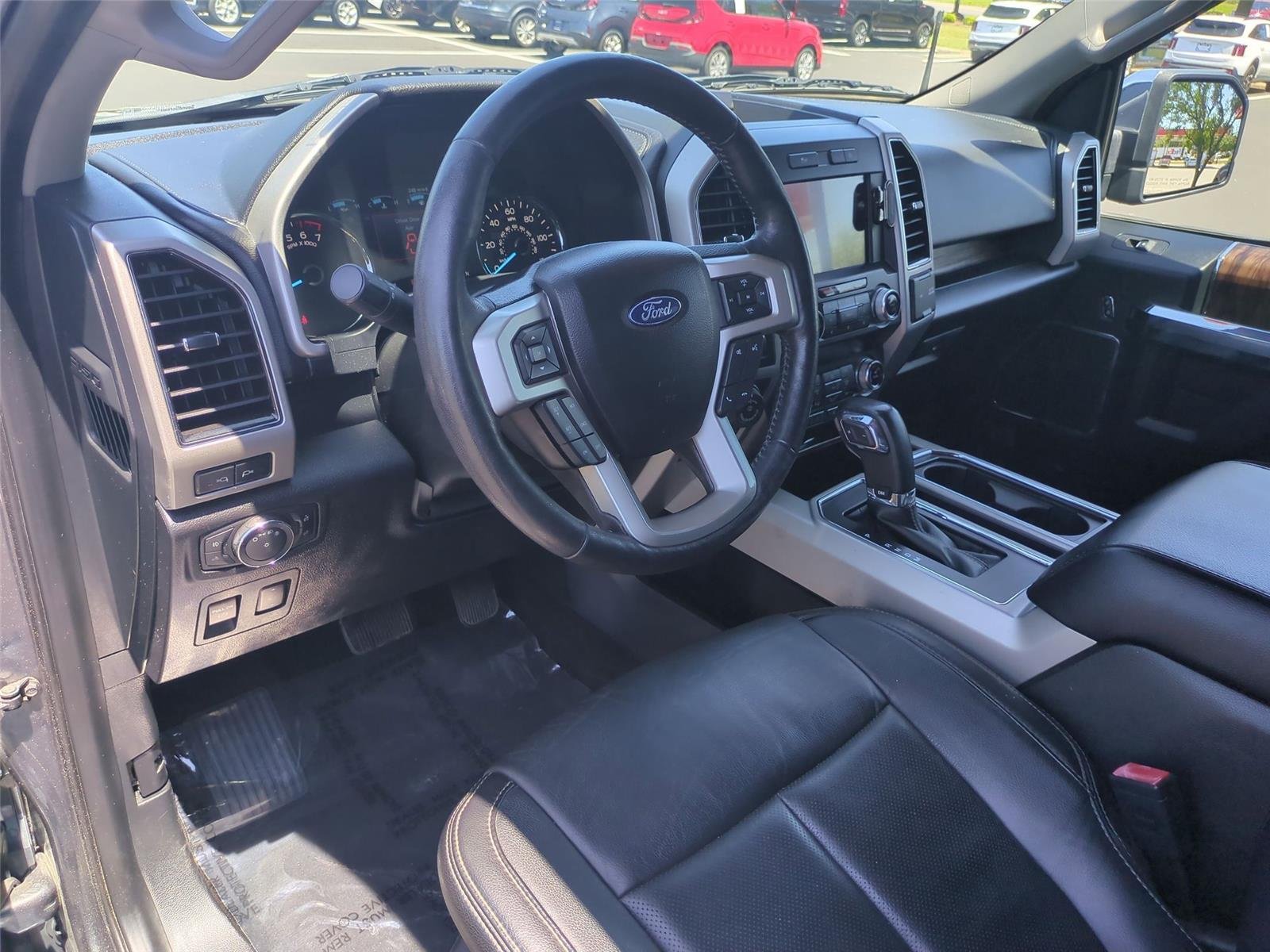 Used 2019 Abyss Gray Metallic Ford LARIAT image 32