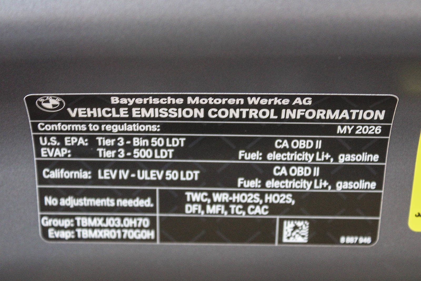 New 2026 Frozen Pure Grey Metallic BMW xDrive50e image 22